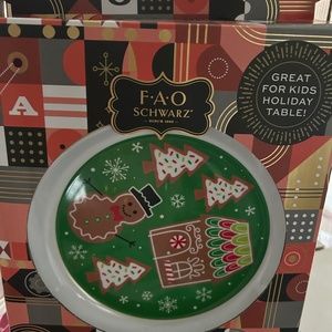 FAO SCHWARTZ 12 piece melamine Christmas dishes